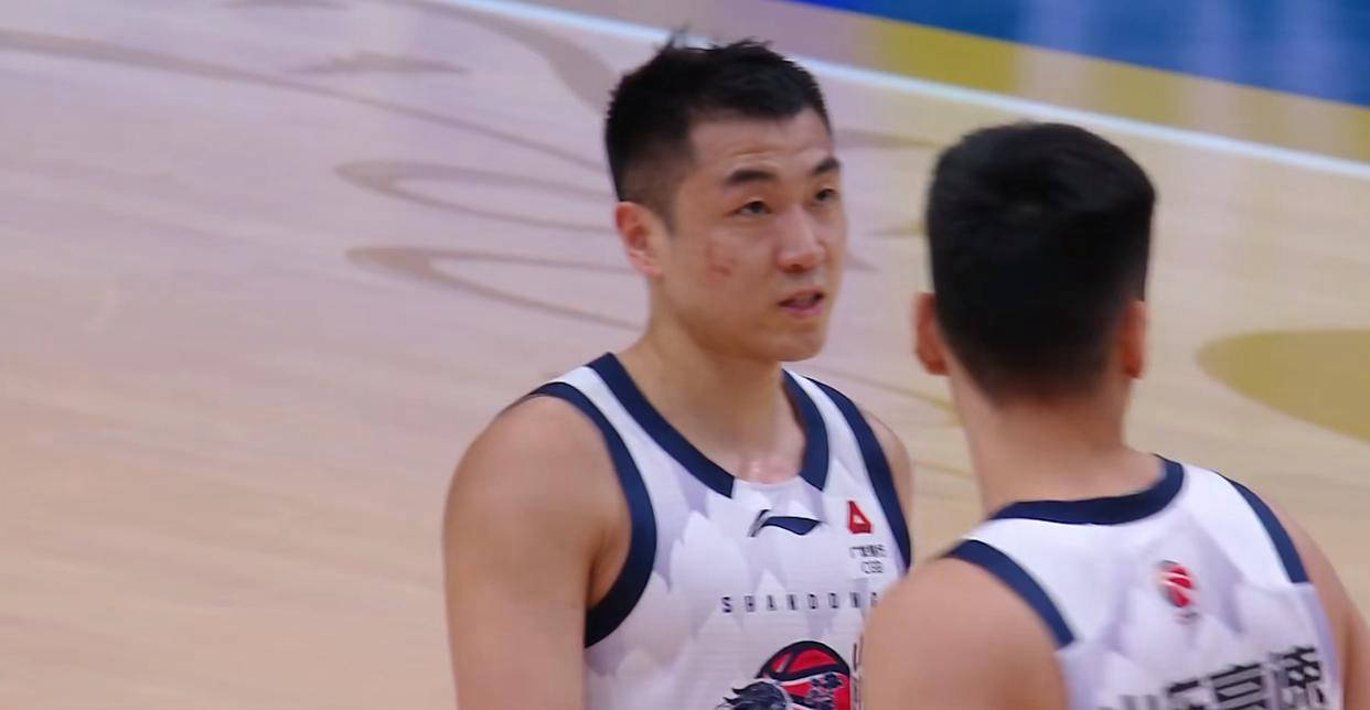 北京队翻盘四川队，高诗岩统治全场