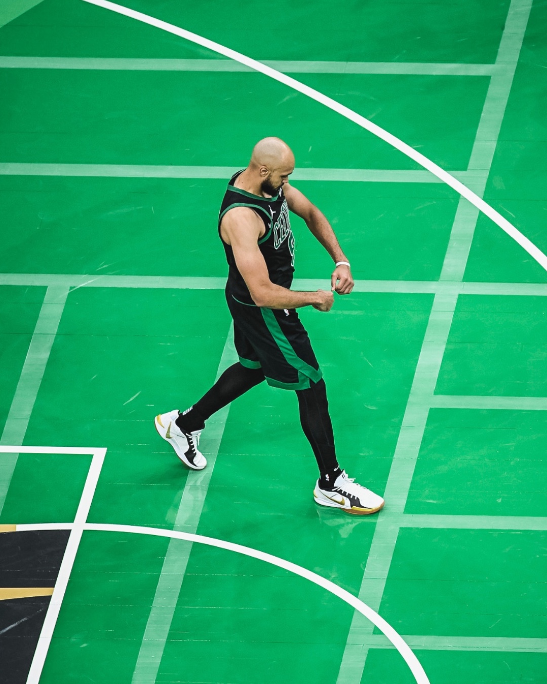 凯尔特人轻松取胜，全队备战再添信心