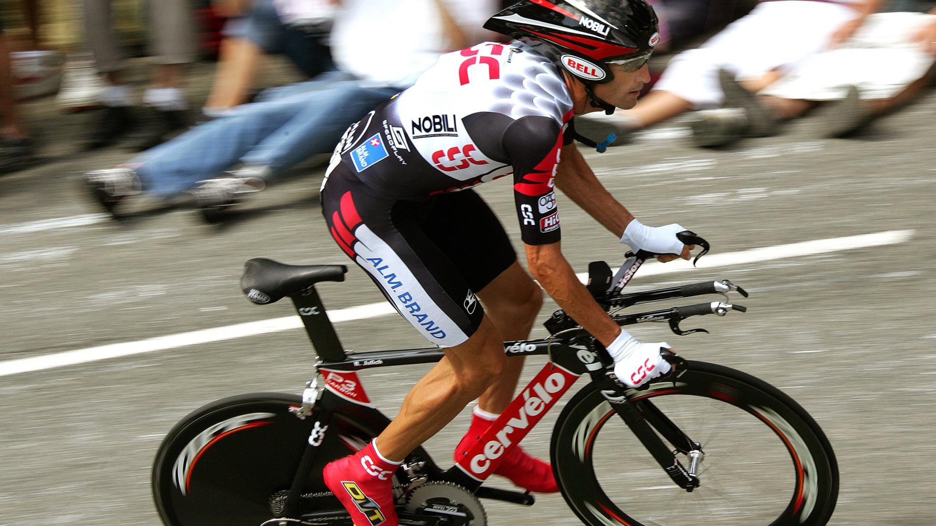 铁壁防守与门神之光，加拿大战术锁死尼日利亚，奥纳纳完美演出诠释现代门将艺术