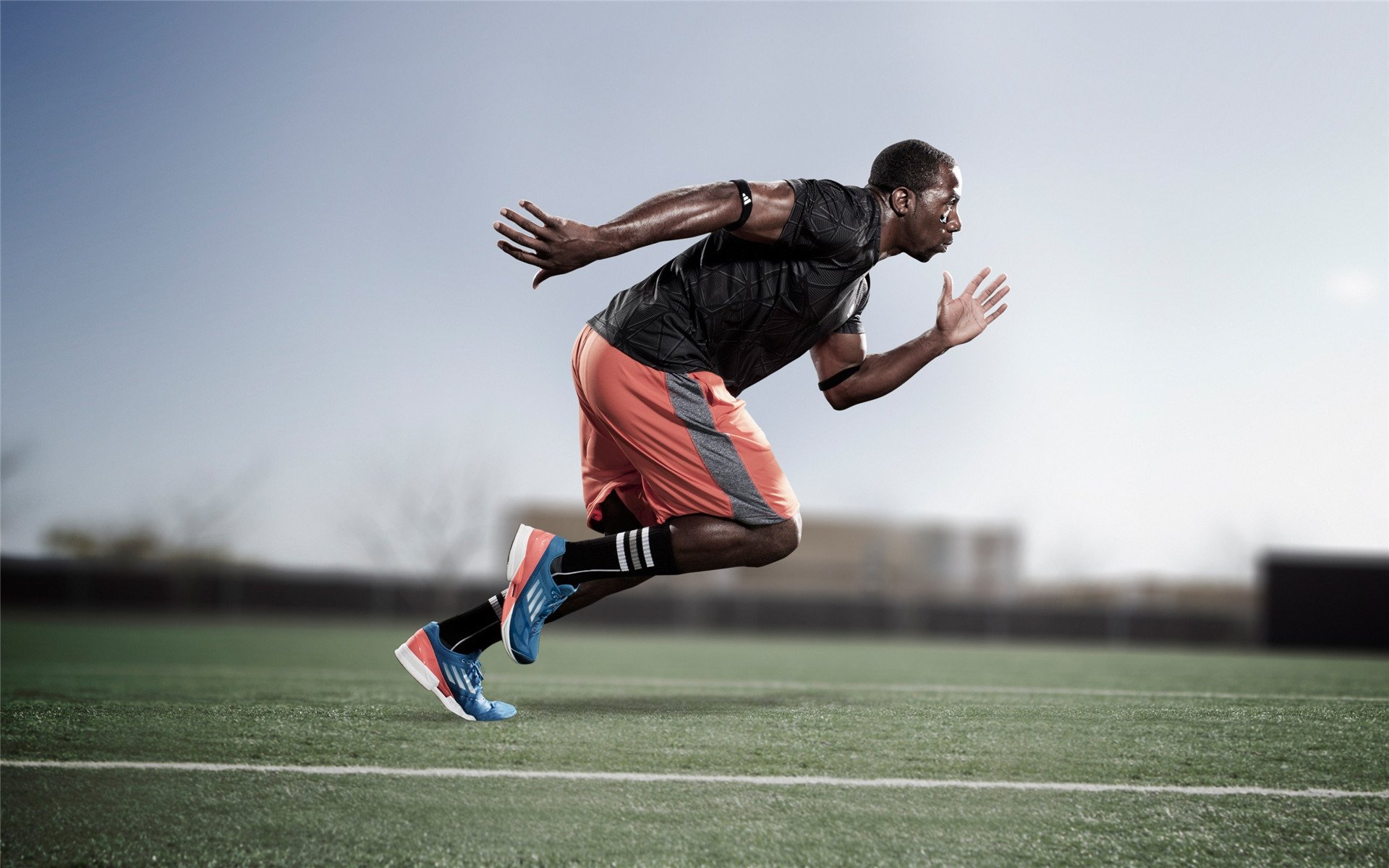 土耳其资本血拼曼联背后，阿什拉夫在意甲焦点战完成接管式宣言